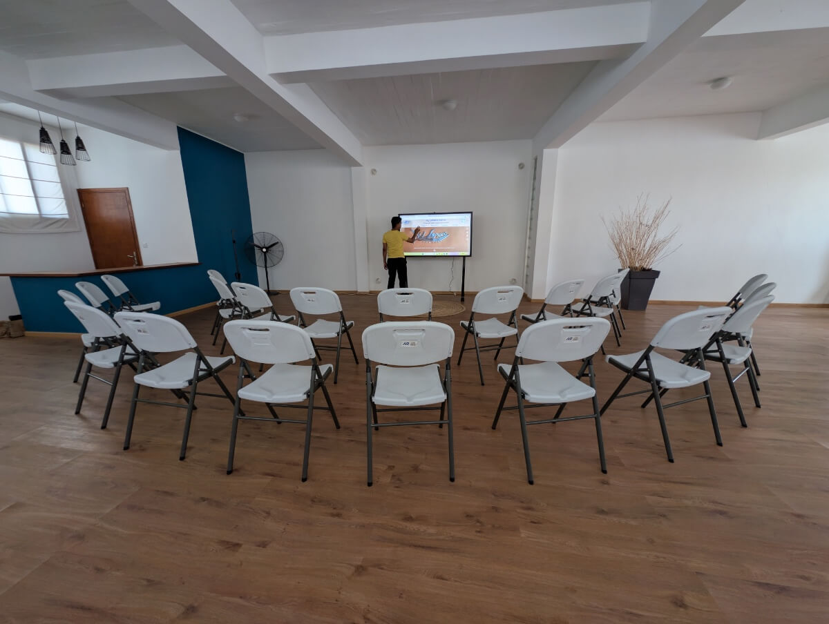 Jardin extérieur Salle polyvalente